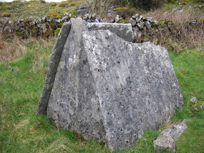 St Cronan's tomb (3)