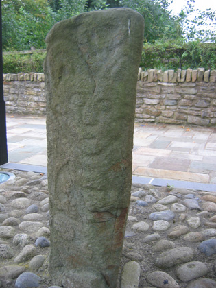 Pillar stone 2 side 2