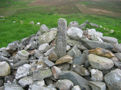 05 Cairn and Cross (3)