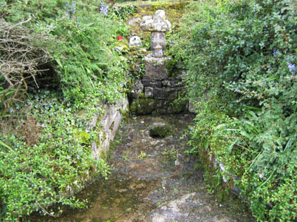 Old Holy Well (2)